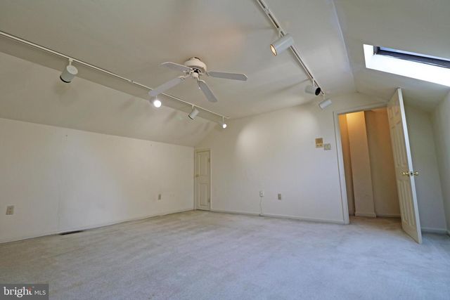 645 NIBLICK LN, Wallingford, PA 19086