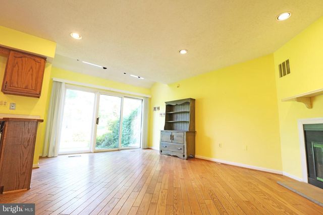 645 NIBLICK LN, Wallingford, PA 19086