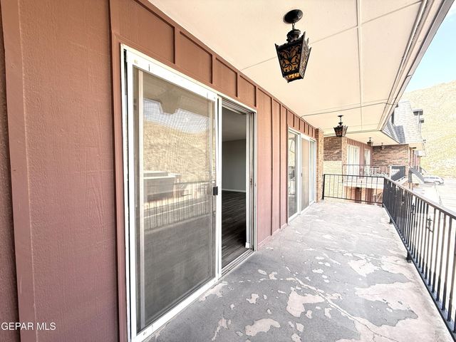 4800 N Stanton 183 Street 183, El Paso, TX 79902