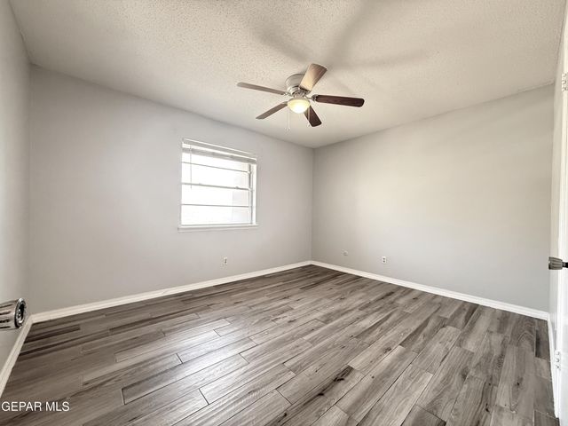 4800 N Stanton 183 Street 183, El Paso, TX 79902