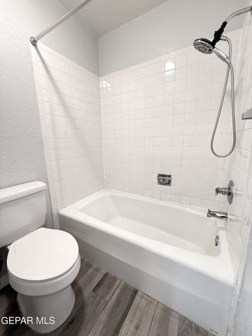 4800 N Stanton 183 Street 183, El Paso, TX 79902