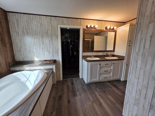 15468 NW 242nd Street, Okeechobee, FL 34972