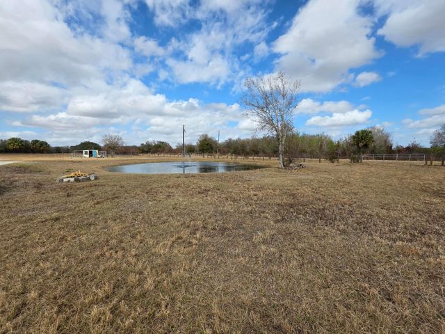 15468 NW 242nd Street, Okeechobee, FL 34972