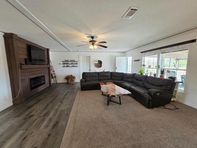 15468 NW 242nd Street, Okeechobee, FL 34972