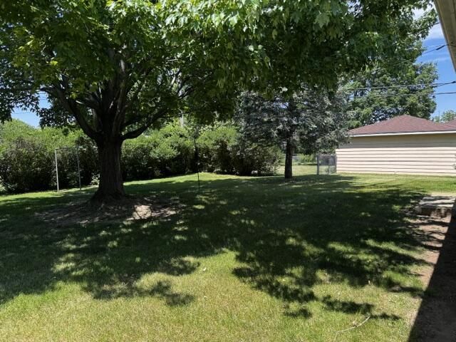921 Robins LANE, Mukwonago, WI 53149