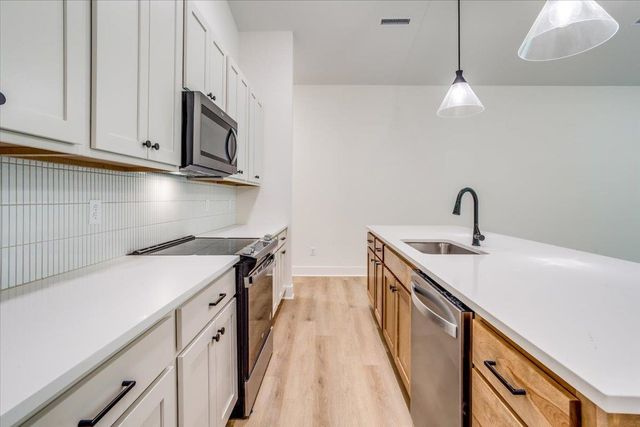 5563 Wandering Way, Maize, KS 67101