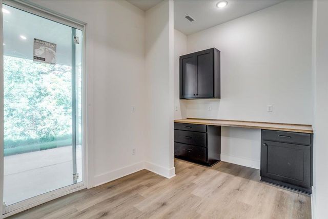 5563 Wandering Way, Maize, KS 67101