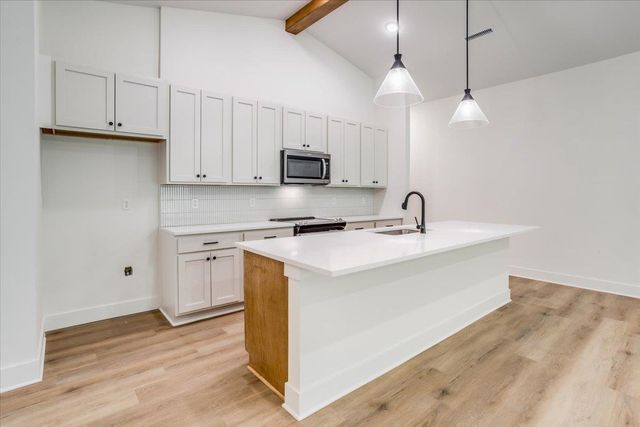 5563 Wandering Way, Maize, KS 67101