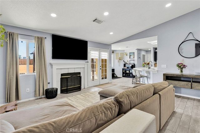 16081 Sitting Bull, Victorville, CA 92395