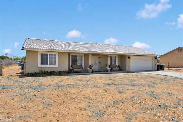 16081 Sitting Bull, Victorville, CA 92395