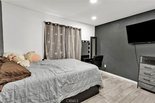 16081 Sitting Bull, Victorville, CA 92395