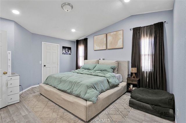 16081 Sitting Bull, Victorville, CA 92395