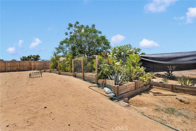 16081 Sitting Bull, Victorville, CA 92395