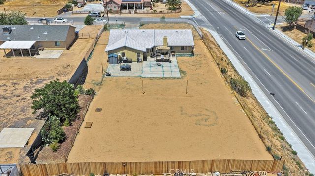 16081 Sitting Bull, Victorville, CA 92395