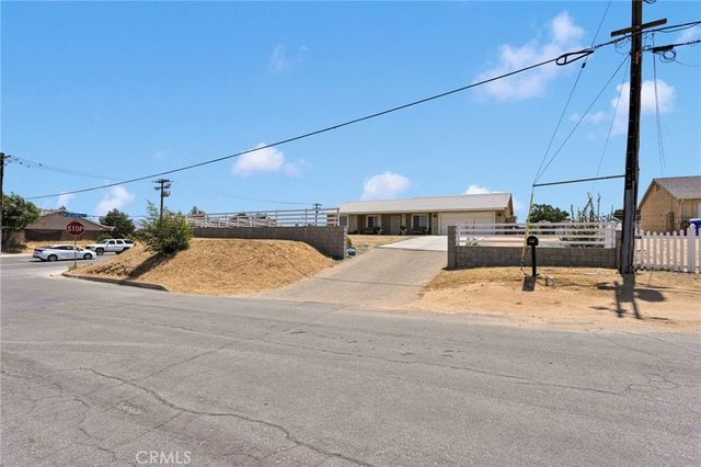16081 Sitting Bull, Victorville, CA 92395