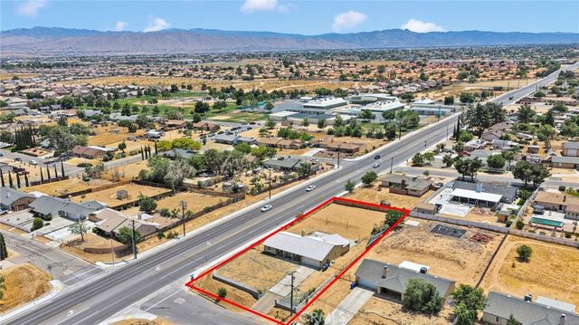 16081 Sitting Bull, Victorville, CA 92395