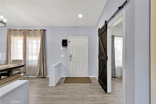 16081 Sitting Bull, Victorville, CA 92395
