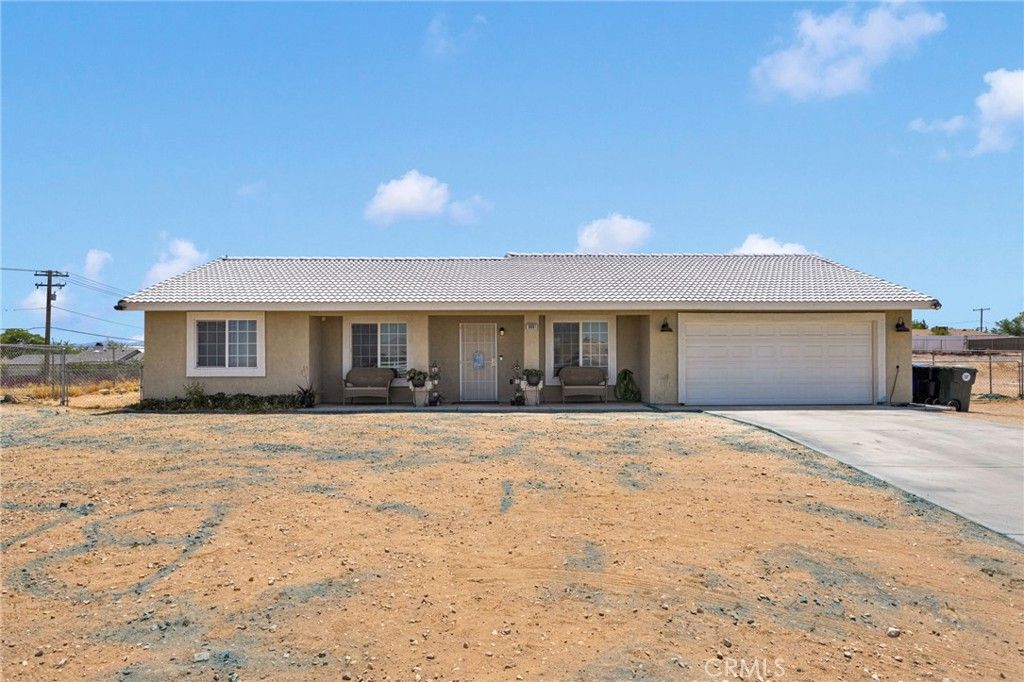 16081 Sitting Bull, Victorville, CA 92395