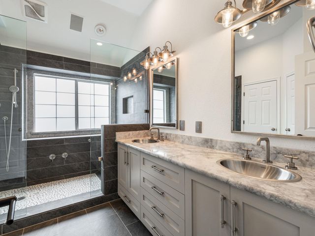2405 Hunters Creek CV, Cedar Park, TX 78613