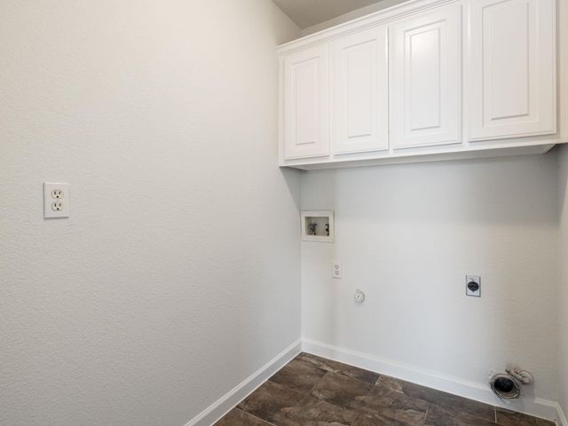 2405 Hunters Creek CV, Cedar Park, TX 78613