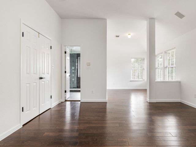 2405 Hunters Creek CV, Cedar Park, TX 78613