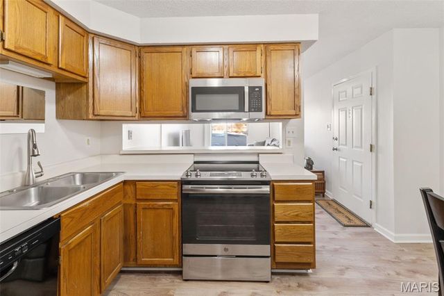 3129 Edwards Place 203, Maryland Heights, MO 63043