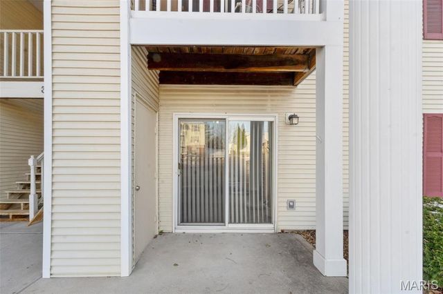 3129 Edwards Place 203, Maryland Heights, MO 63043