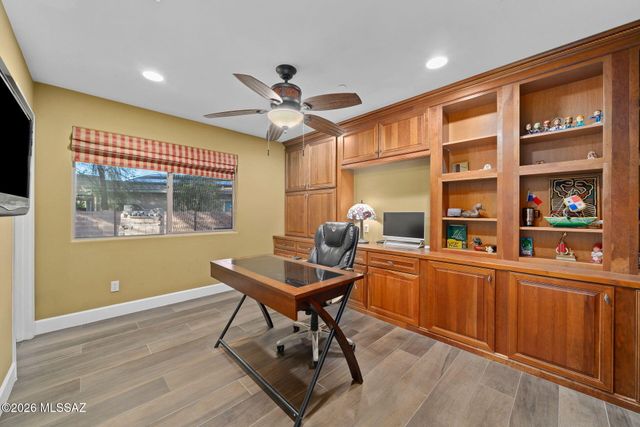 8457 N Ironwood Reserve Way, Tucson, AZ 85743