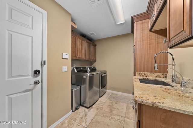 8457 N Ironwood Reserve Way, Tucson, AZ 85743