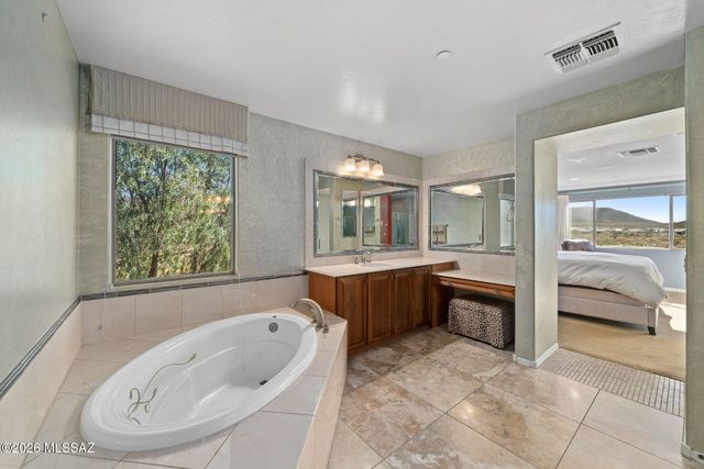 8457 N Ironwood Reserve Way, Tucson, AZ 85743