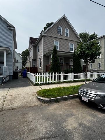 99 Wilmont St, Springfield, MA 01108