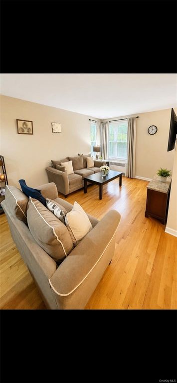 194 Smith Street 1M, Freeport, NY 11520 — photo 2