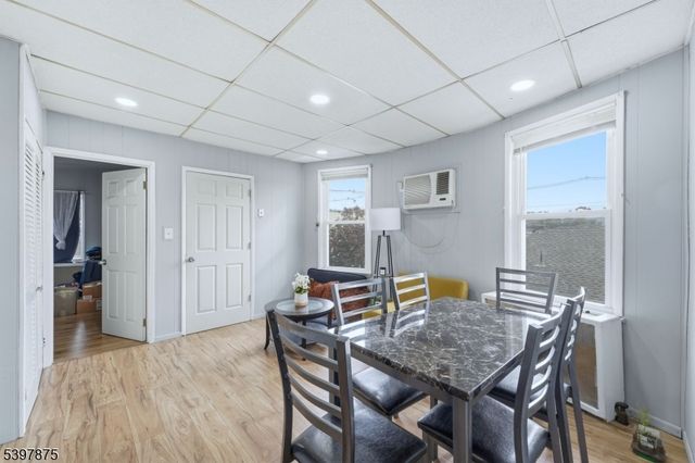 345 2Nd St, Saddle Brook Twp., NJ 07663