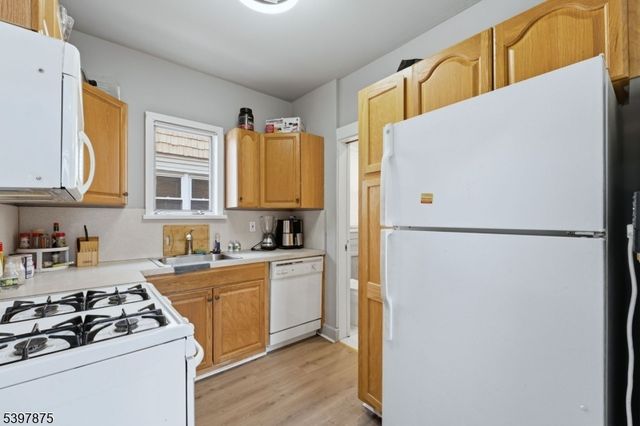 345 2Nd St, Saddle Brook Twp., NJ 07663