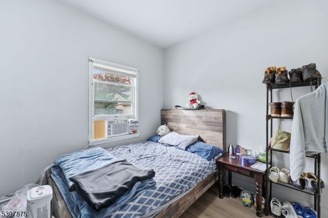 345 2Nd St, Saddle Brook Twp., NJ 07663