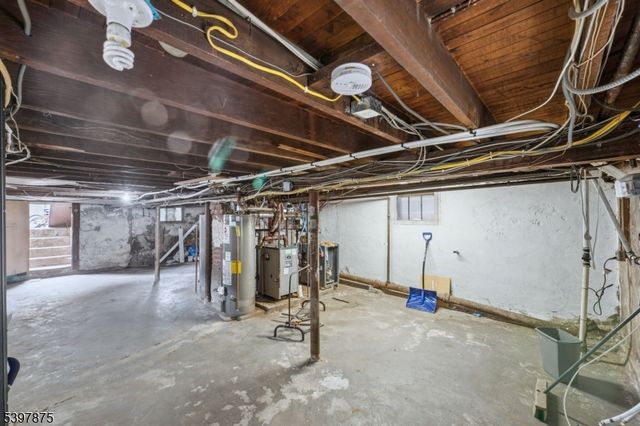 345 2Nd St, Saddle Brook Twp., NJ 07663