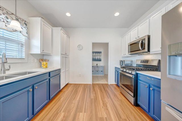 2064 Lawson LN, Vinton, VA 24179