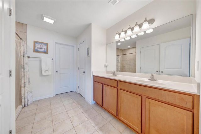 2064 Lawson LN, Vinton, VA 24179