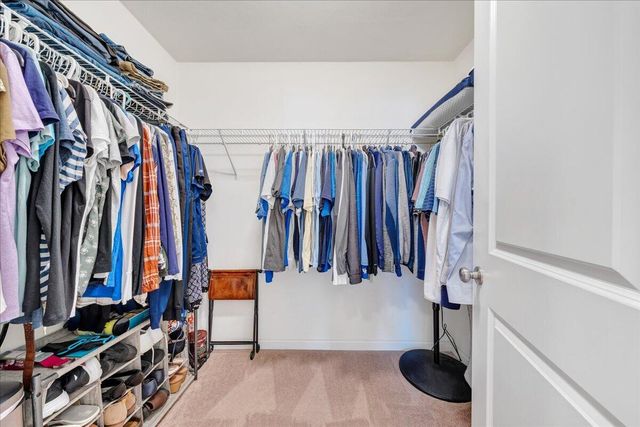 2064 Lawson LN, Vinton, VA 24179