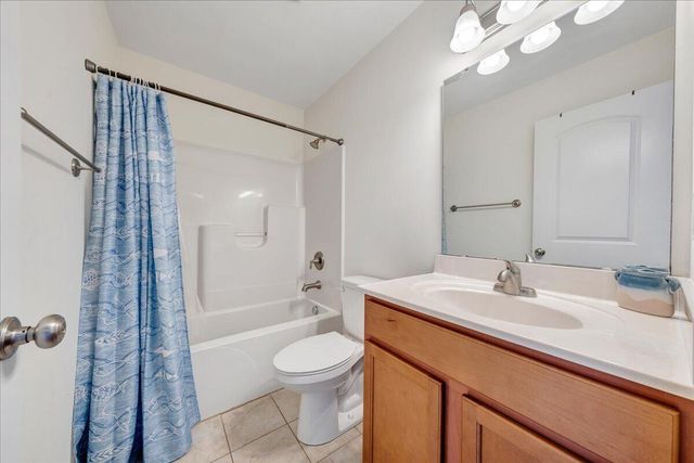 2064 Lawson LN, Vinton, VA 24179