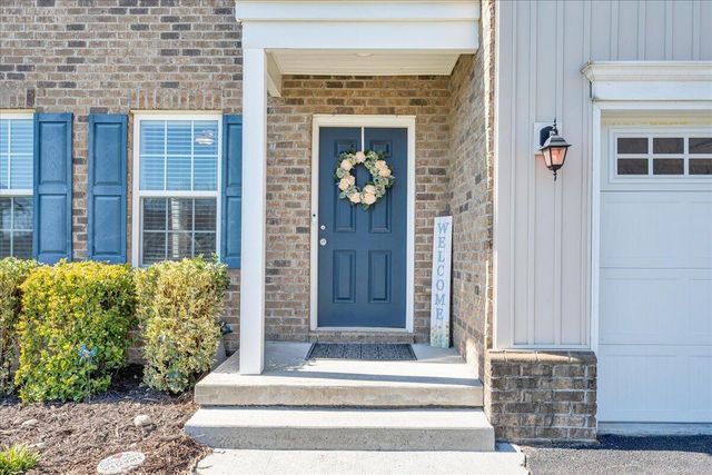 2064 Lawson LN, Vinton, VA 24179