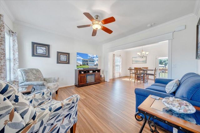 2064 Lawson LN, Vinton, VA 24179