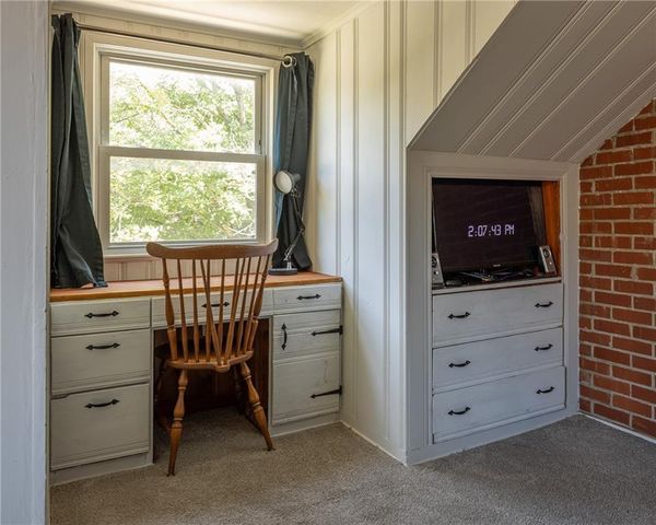 5608 Nall Avenue, Roeland Park, KS 66202