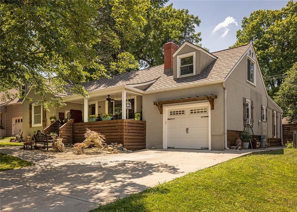 5608 Nall Avenue, Roeland Park, KS 66202