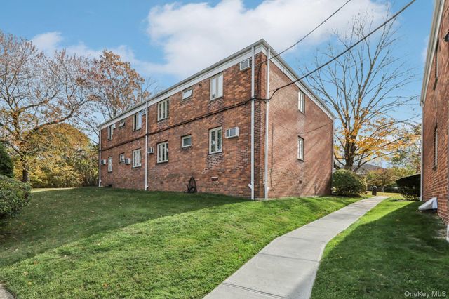 40 Lawrence Drive A, White Plains, NY 10603