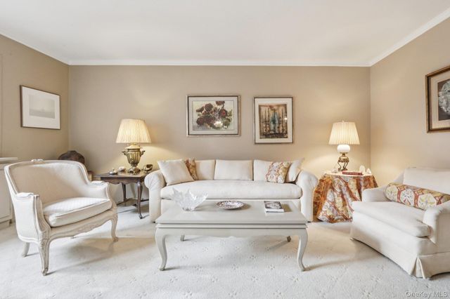 40 Lawrence Drive A, White Plains, NY 10603