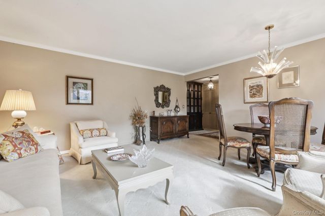 40 Lawrence Drive A, White Plains, NY 10603