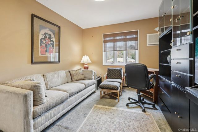 40 Lawrence Drive A, White Plains, NY 10603