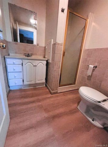 457 Main St Apt 2, Beacon, NY 12508