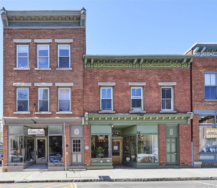 457 Main St Apt 2, Beacon, NY 12508